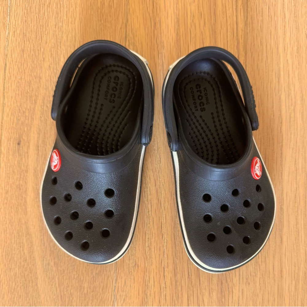 Toddler crocs